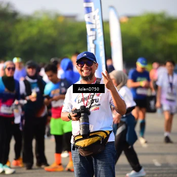 Runner Photo 7766413
