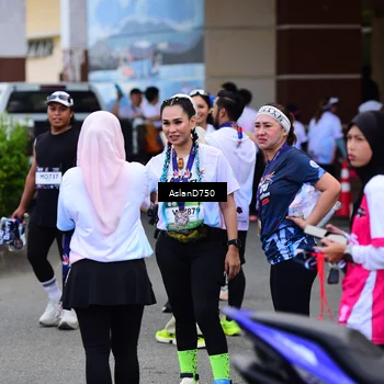 Runner Photo 7766420