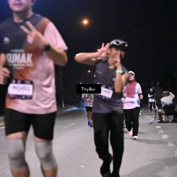 Runner Photo 7766425