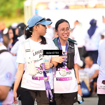 Runner Photo 7766454