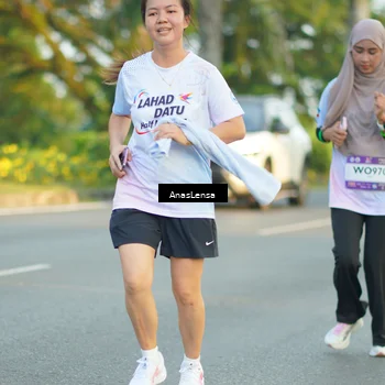 Runner Photo 7766462