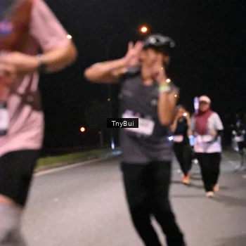 Runner Photo 7766472