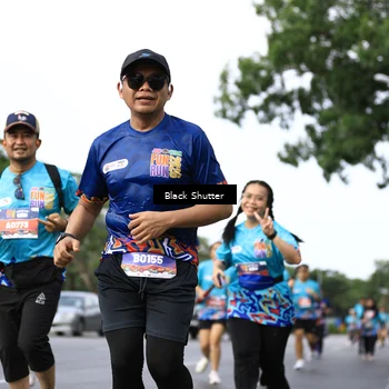 Runner Photo 7766474