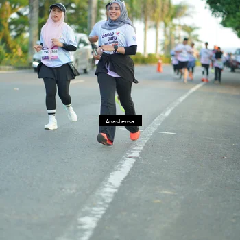 Runner Photo 7766514
