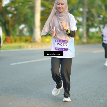 Runner Photo 7766517
