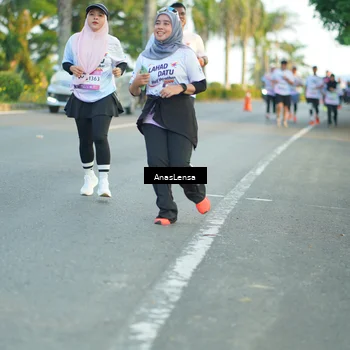 Runner Photo 7766527