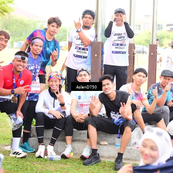 Runner Photo 7766555
