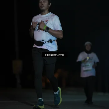 Runner Photo 7766565