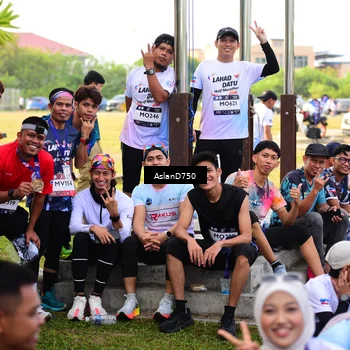 Runner Photo 7766567