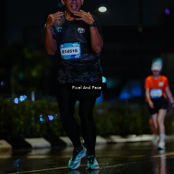 Runner Photo 7766595