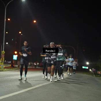 Runner Photo 7766627