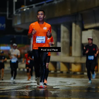 Runner Photo 7766637