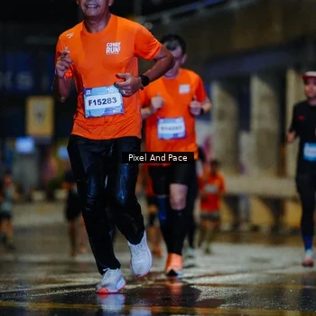 Runner Photo 7766646