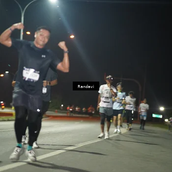 Runner Photo 7766655