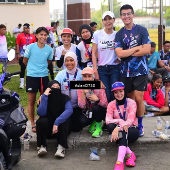 Runner Photo 7766682