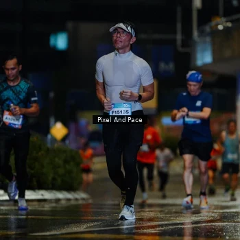Runner Photo 7766688