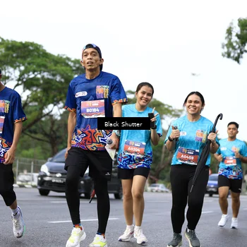 Runner Photo 7766690