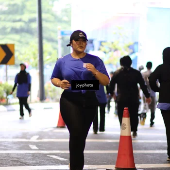 Runner Photo 7766699