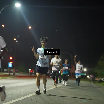Runner Photo 7766706