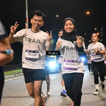 Runner Photo 7766717