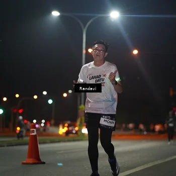 Runner Photo 7766723