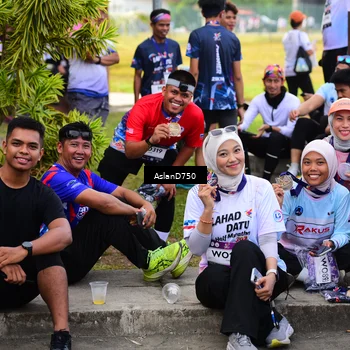 Runner Photo 7766758