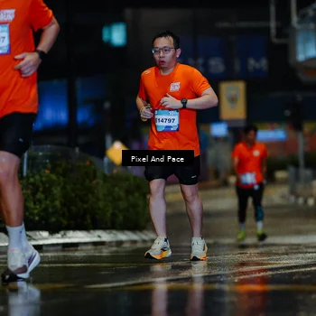 Runner Photo 7766810