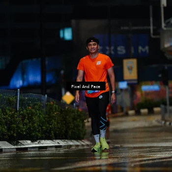 Runner Photo 7766812