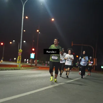 Runner Photo 7766821