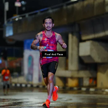 Runner Photo 7766836