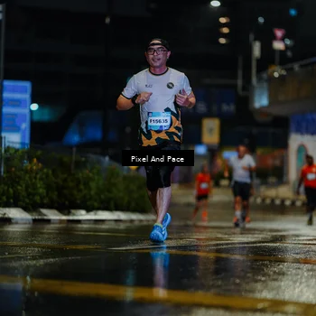 Runner Photo 7766860