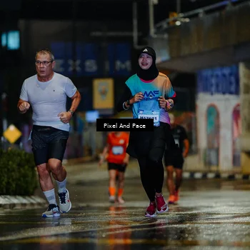 Runner Photo 7766887