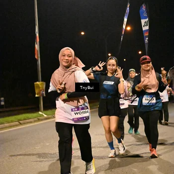 Runner Photo 7766896