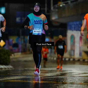 Runner Photo 7766901