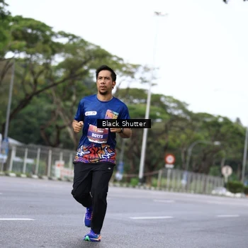 Runner Photo 7766911