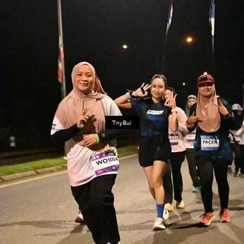 Runner Photo 7766926