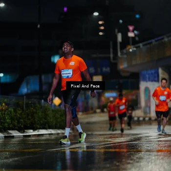 Runner Photo 7766944