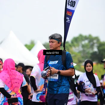 Runner Photo 7766981