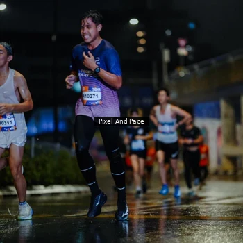 Runner Photo 7766994