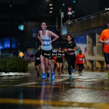 Runner Photo 7767006