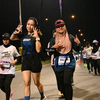 Runner Photo 7767031