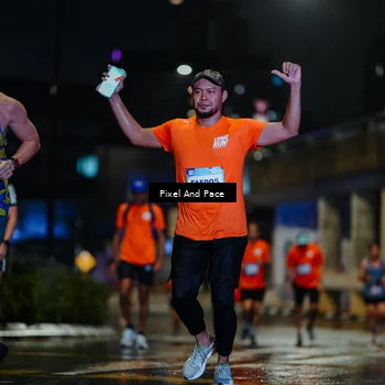 Runner Photo 7767042