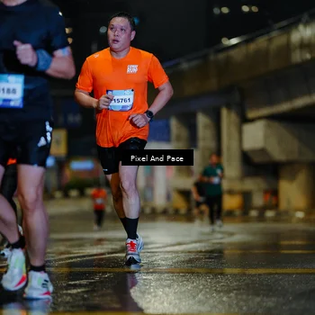 Runner Photo 7767068