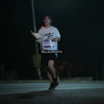 Runner Photo 7767078
