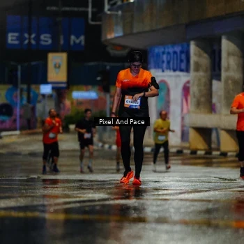 Runner Photo 7767105