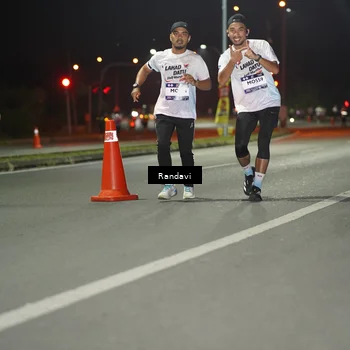 Runner Photo 7767174