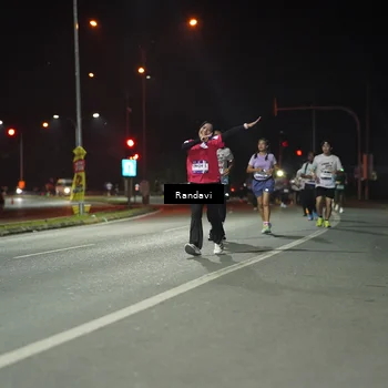 Runner Photo 7767244