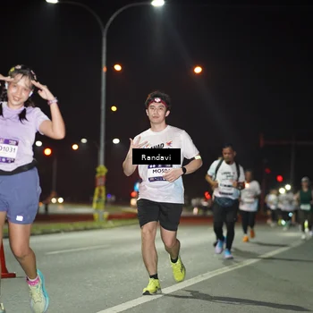 Runner Photo 7767279