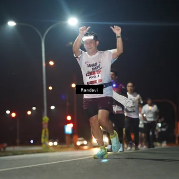 Runner Photo 7767364