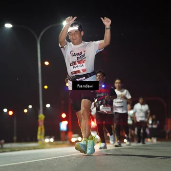 Runner Photo 7767374